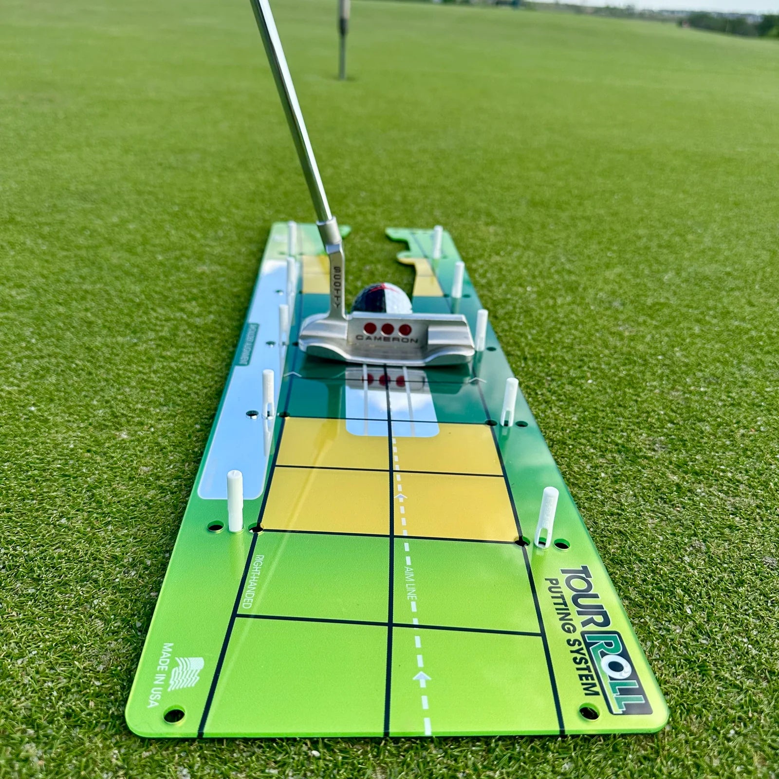 Tour Roll Putting Mirror System