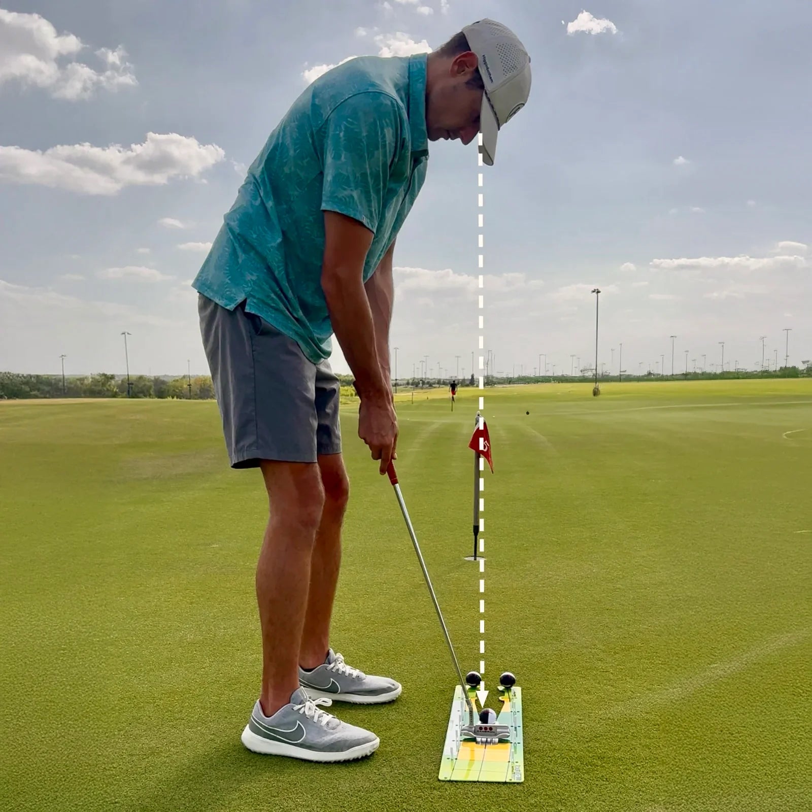 Tour Roll Putting Mirror System